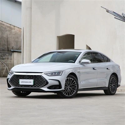 Byd Han DM-I 4 Door 5 üléses szedán